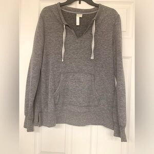 Heather gray pocket shirt